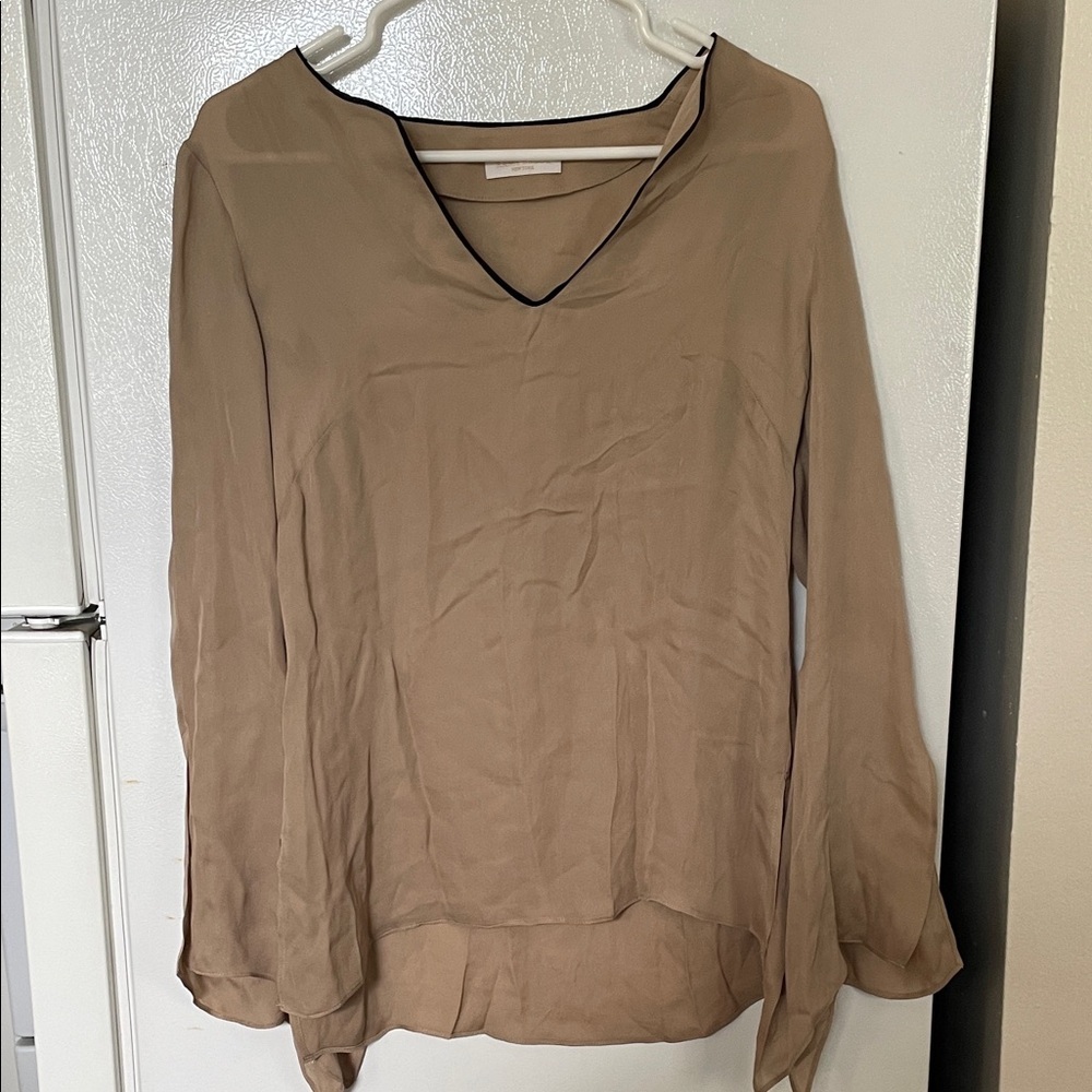 Ramy‎ Brook Tan V-Neck Black Trim Blouse